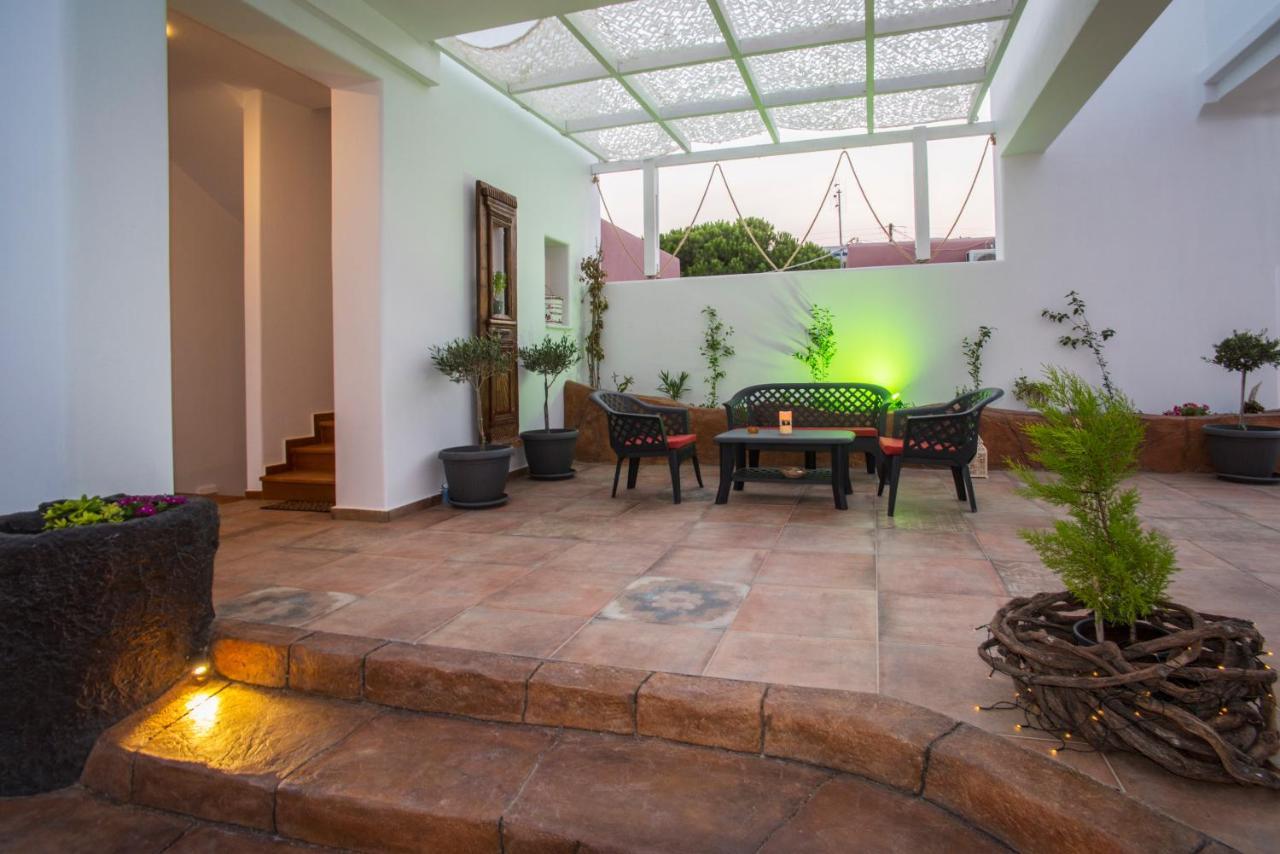 Apartament La Belle Vie - Santorini - Adults Only Kamári Zewnętrze zdjęcie