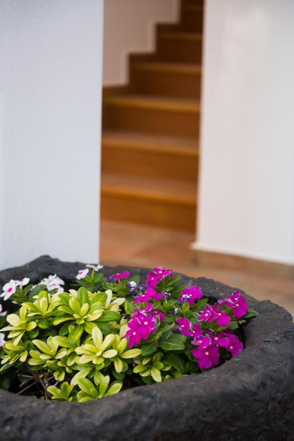 Apartament La Belle Vie - Santorini - Adults Only Kamári Zewnętrze zdjęcie